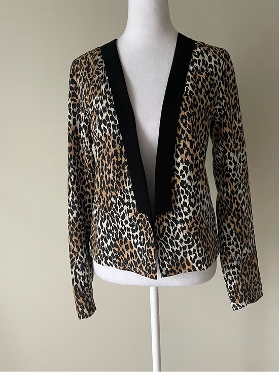 Rory Beca Jackets & Blazers - Rory Beca Leopard-Print Long Sleeve Open Blazer with Black Trim EUC Size XS